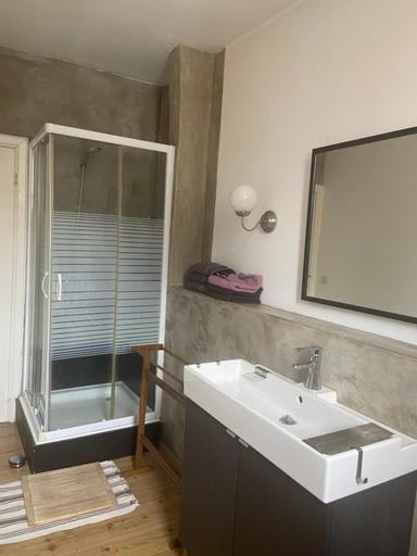 Bedroom 3, Les Gites Du Pays De Charleroi, Hainaut