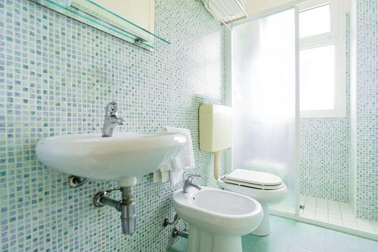 Bathroom 5, The Match Hotel, Ravenna
