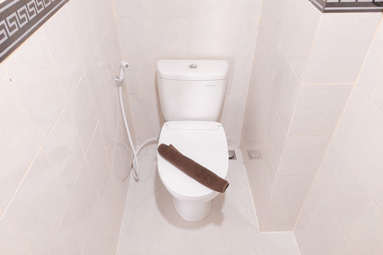 Bathroom 5, Best Deal Studio Apartment Urbantown Serpong, Tangerang Selatan