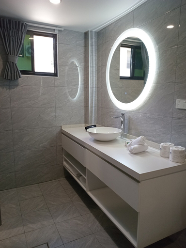 Bathroom 4, Hibiscus Suites And Residences, Ba