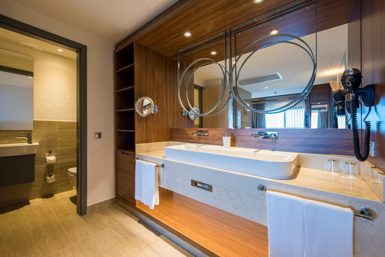 Bathroom 5, TUI BLUE Seno - Adults Only, Ortaca