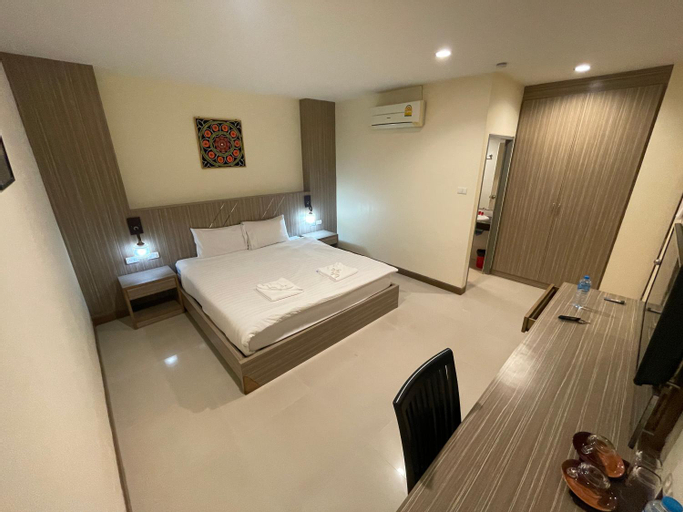 Bedroom 6
