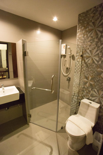 Bathroom 4, Aziss Boutique Hotel, Muang Phitsanulok