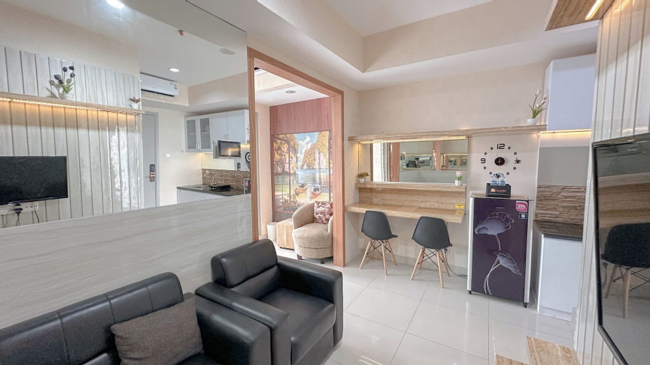 Comfortable Living And Best Location 1Br At Grand Sungkono Lagoon Apartment, Surabaya