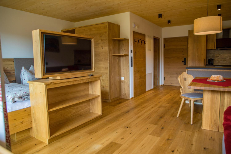 Bedroom 2, Sonnenappartements Madlstatthof, Kufstein