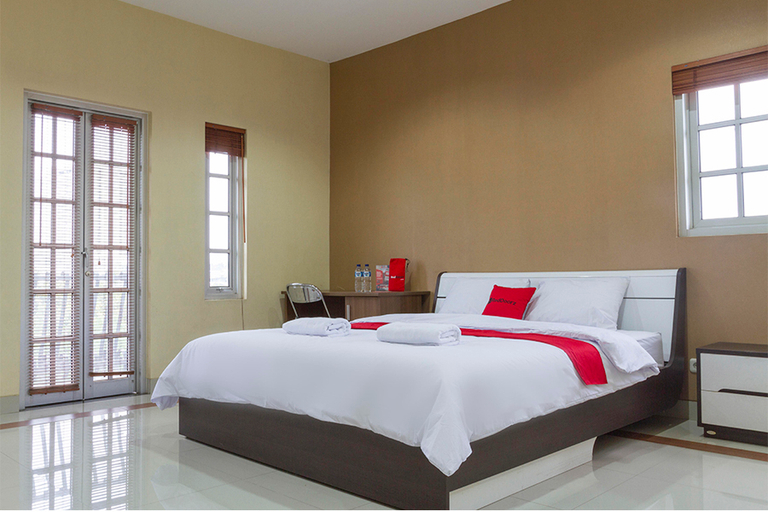 Bedroom 2, Reddoorz at Malabar Street, Bandung