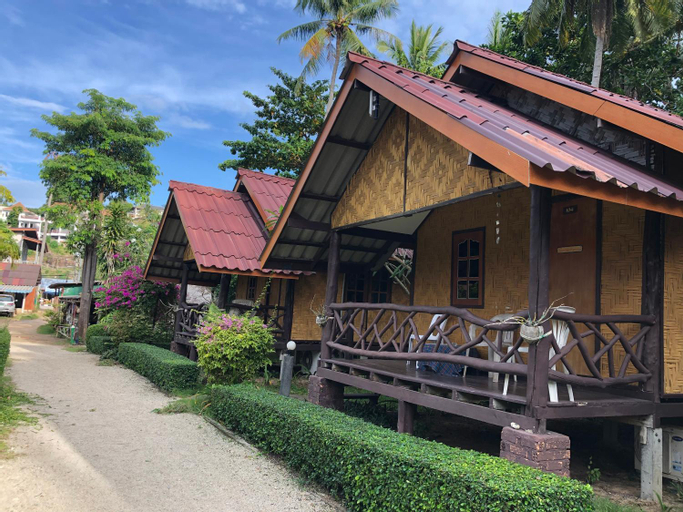 Exterior 2