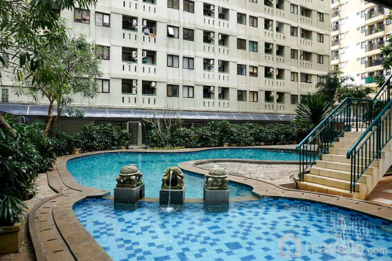 Sport & Beauty 5, Comfortable Studio Apt Kebagusan City By Travelio, South Jakarta