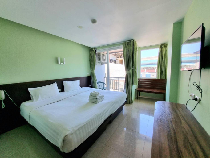 Bedroom 12