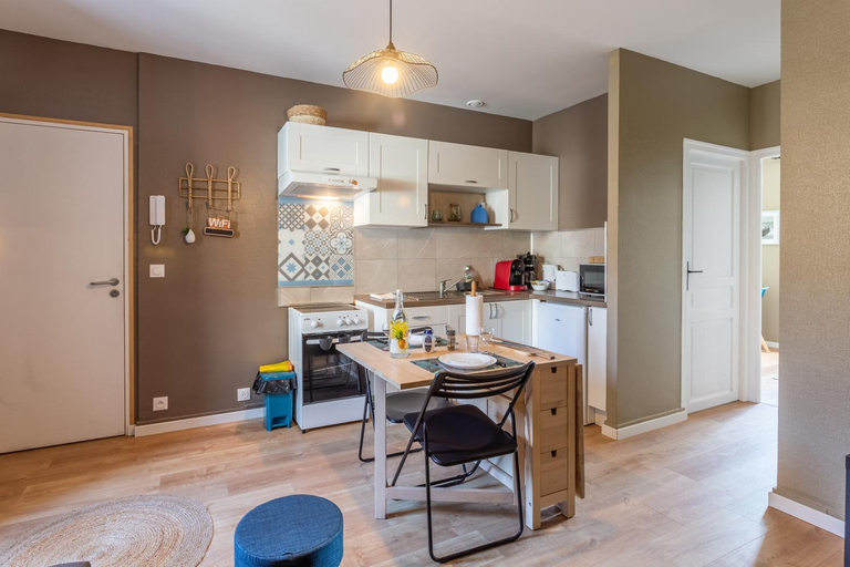 Kitchen 3, Residence La Colombanaise, Ille-et-Vilaine