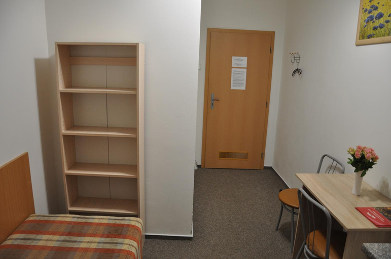 Bedroom 2, Hotel & Hostel Decin, Děčín
