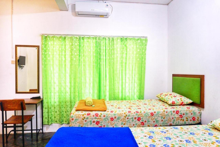 Others 3, Sonosewu Guesthouse Syariah, Bantul