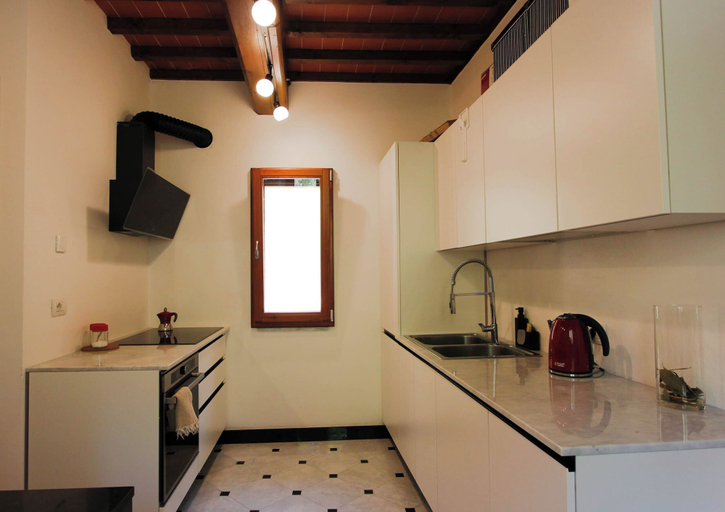 Others 4, Santa Croce Deluxe Suite, Florence