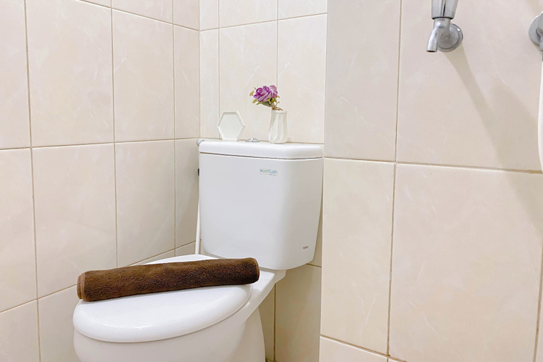 Bedroom 3, Good Location And Cozy Studio Springlake Summarecon Bekasi Apartment, Bekasi