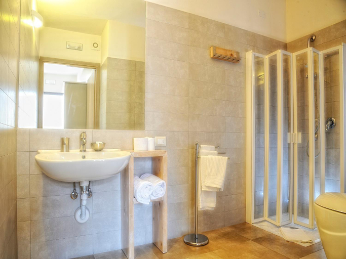 Bathroom 1, B&B Le Cale, Ogliastra