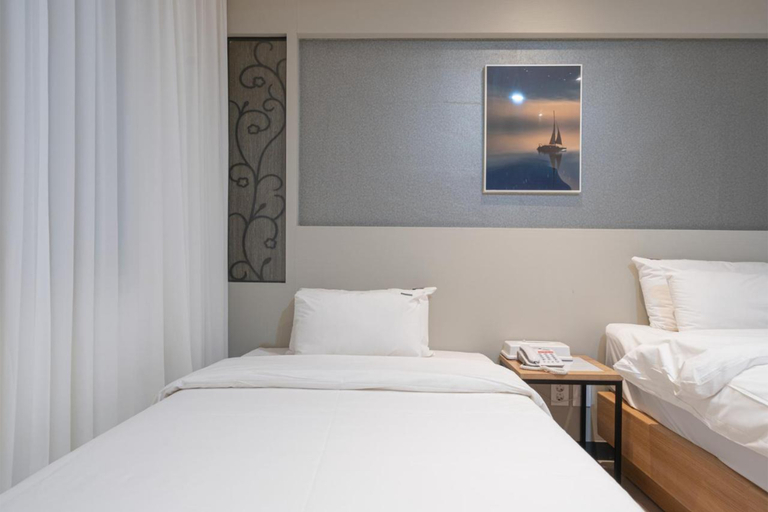 Bedroom 2, Curve Hotel Iksan, Iksan