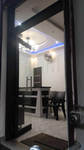 Others 5, Butterfly Inn, Varanasi