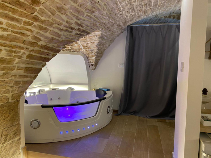 Others 5, Suite Spa of Dreams, Bari