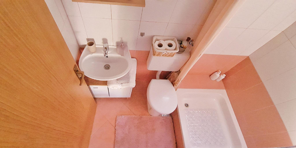 Bathroom, Studio apartments Roza - A charming oasis in the centre of Makarska, Makarska