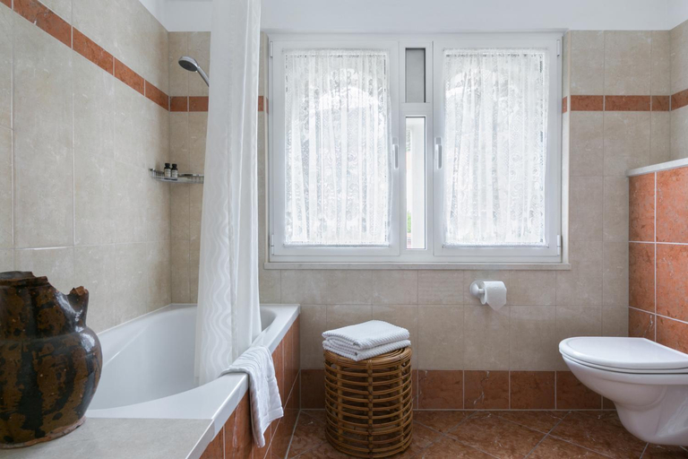 Bathroom 5, Villa Giardino Heritage Boutique Hotel Bol, Bol