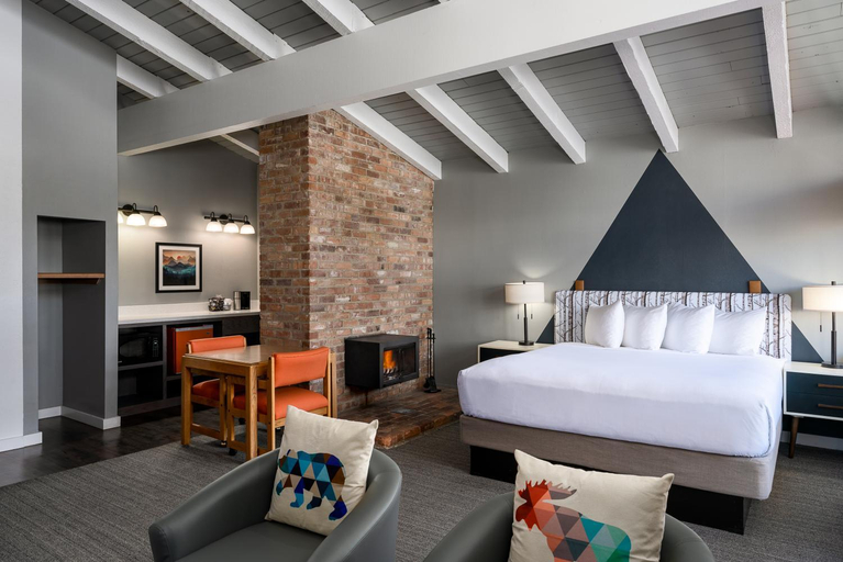 Bedroom 2, The Tamarack Lodge, Blaine