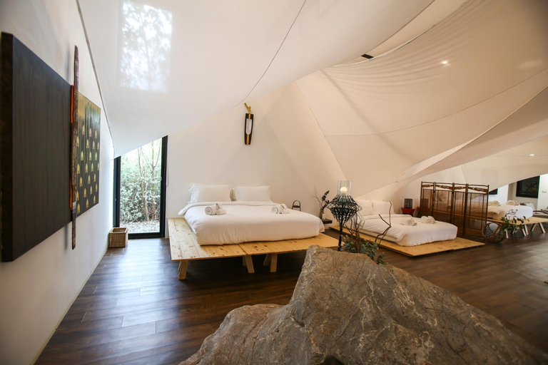 Bedroom 19
