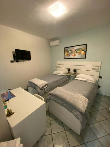 Others 5, La Casetta, Agrigento