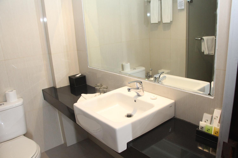 Bathroom 8