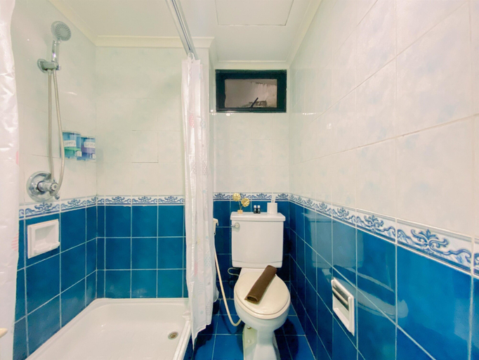 Bathroom 3, Best Place And Spacious 3Br At Sudirman Tower Condominium Apartment, Jakarta Selatan