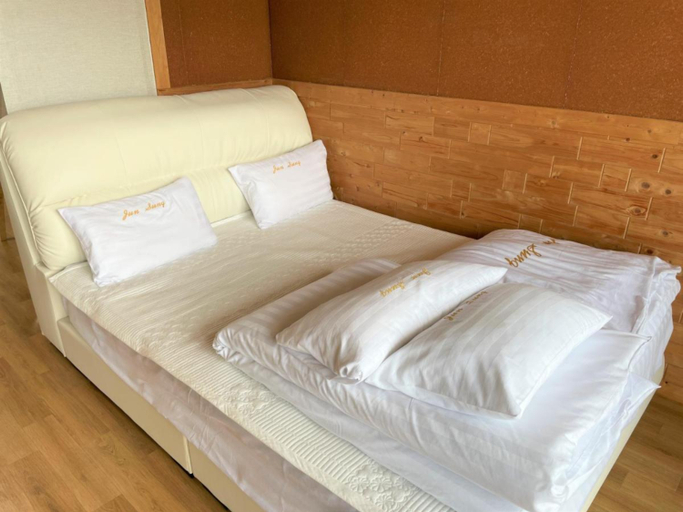 Bedroom 2, Gurye Junseong Resort, Gurye