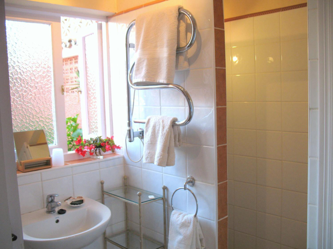 Bathroom, Garden Cottage at Casa Madden, Málaga