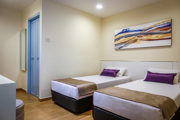 Bedroom 29