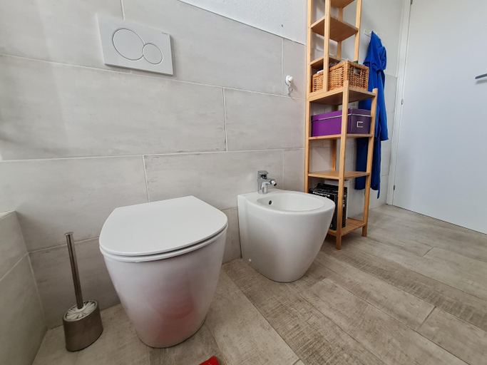 Bathroom 2, La Maison di Monica e Alice a Milano-appartamento con terrazza, Milano