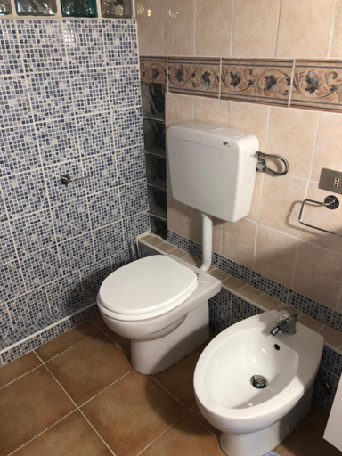 Bathroom 10
