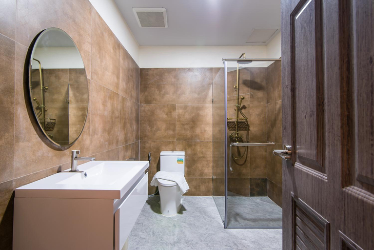 Bathroom 5, Anchan Hotel & Spa, Hua Hin