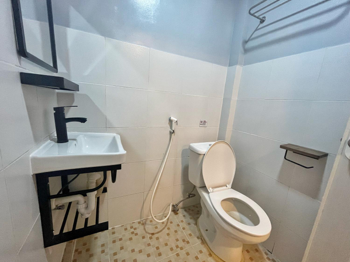 Bathroom 5