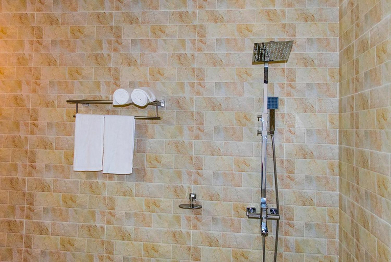 Bathroom 3, Yala Hotel Elephant Eye, Thissamaharama