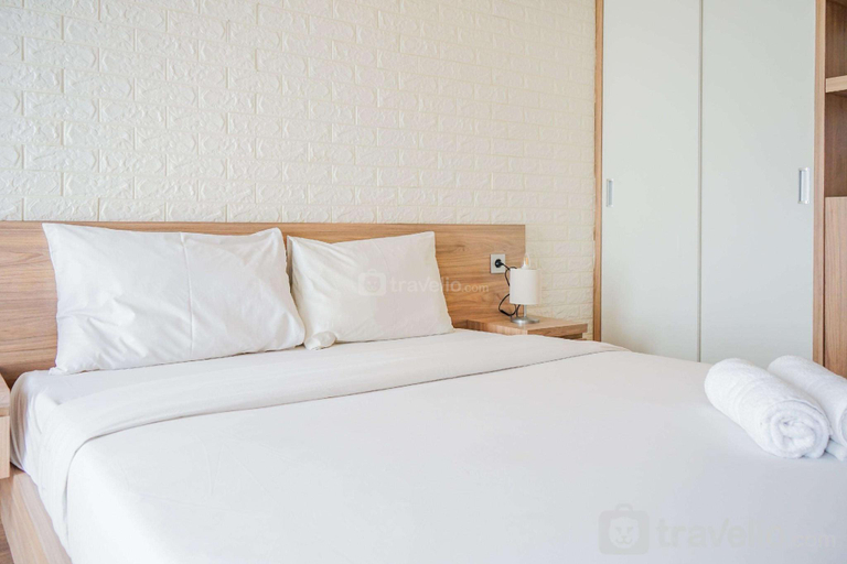 Bedroom 2, Comfort Studio at Parkland Avenue Apt By Travelio, South Tangerang