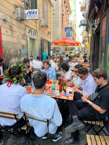 Food & Drinks 3, NAPOLI VIBES Rooms, Napoli