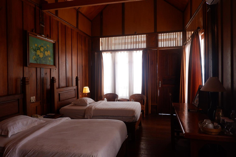 Bedroom 8