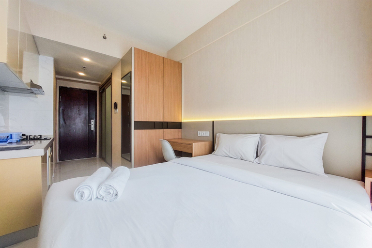 Bedroom 2, Well Furnished And Nice Studio Sky House Bsd Apartment, South Tangerang