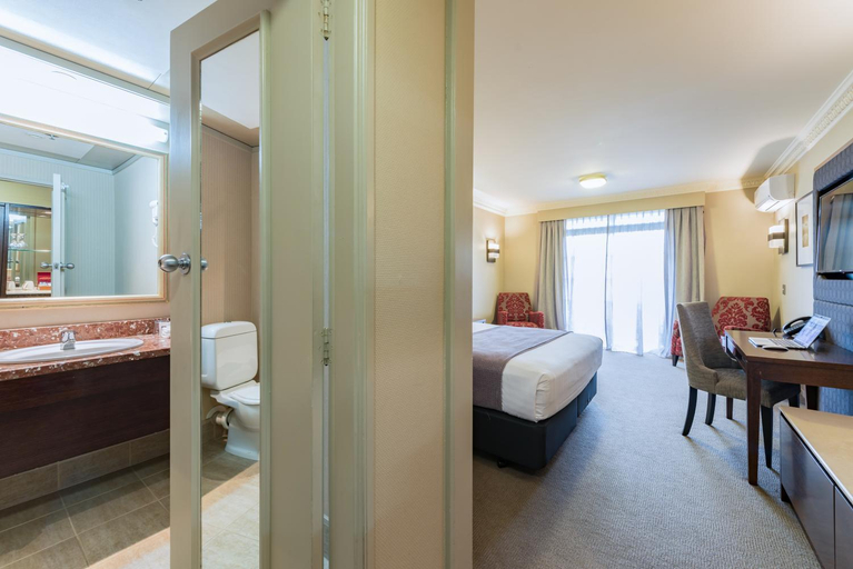 Bedroom 3, Distinction Rotorua Hotel & Conference Centre, Rotorua