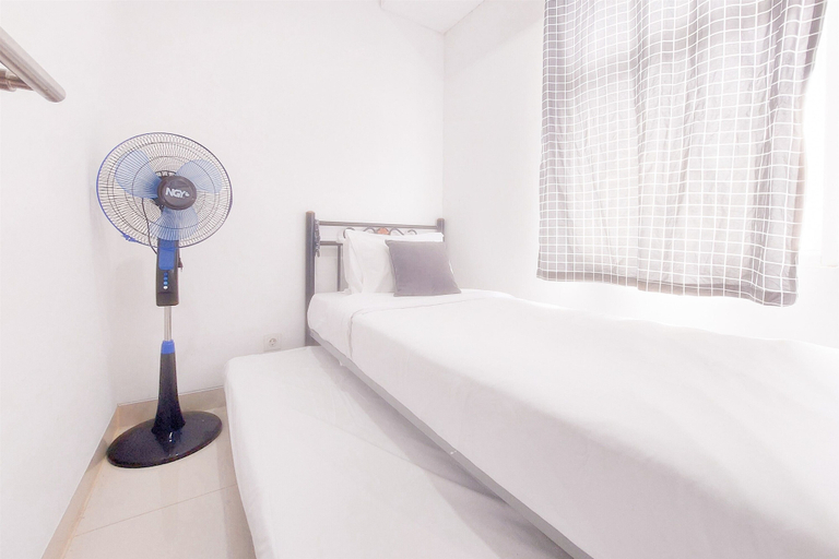 Bedroom 3, Comfy And Best Deal 2Br At Serpong Garden Apartment, Tangerang