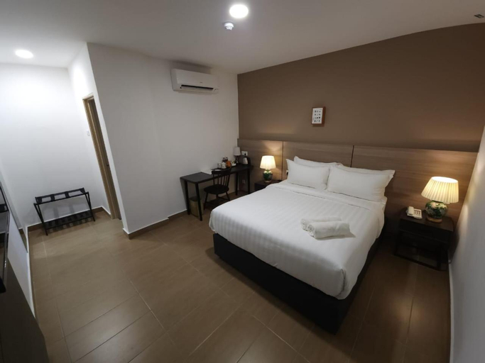 Bedroom 8