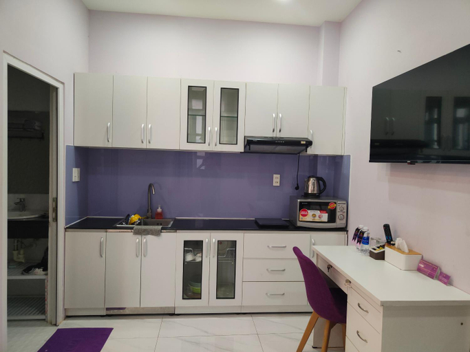 Dining Room 10