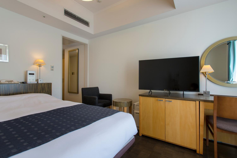 Bedroom 12