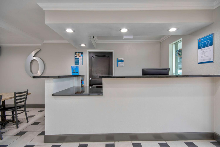 Public Area 3, Studio 6 Suites – San Bernardino, CA, San Bernardino