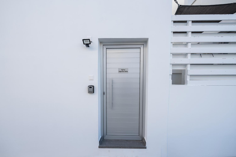 Others 5, Spiros Luxury Apartments