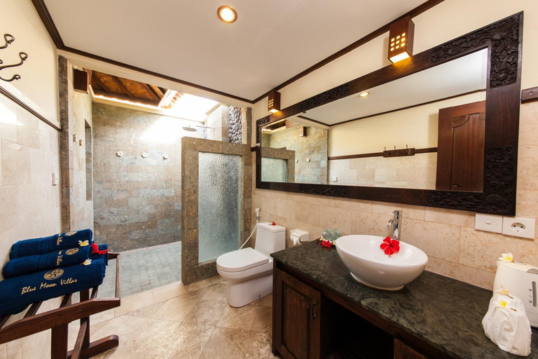 Bathroom 3, Blue Moon Villas, Karangasem