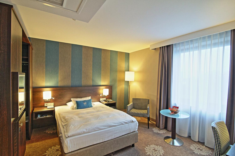 Bedroom 9